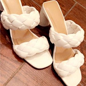 EXPRESS DOUBLE BAND HEELED SANDAL